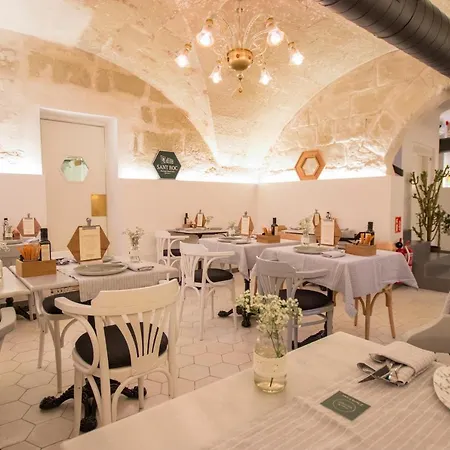 Hotel Boutique Sant Roc & 4*