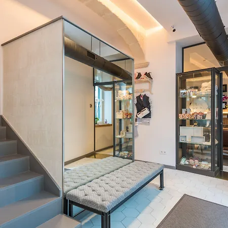 Boutique Sant Roc & 4* 马翁
